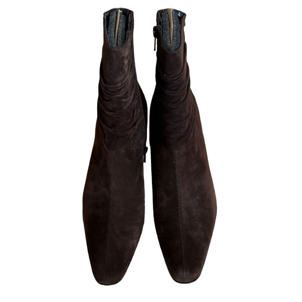 Womens White Mountain Brown Suede Ankle Boots 7W